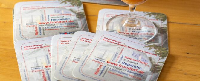 Bierdeckel mit Werbebotschaft für den Handwerksbetrieb Frondorf